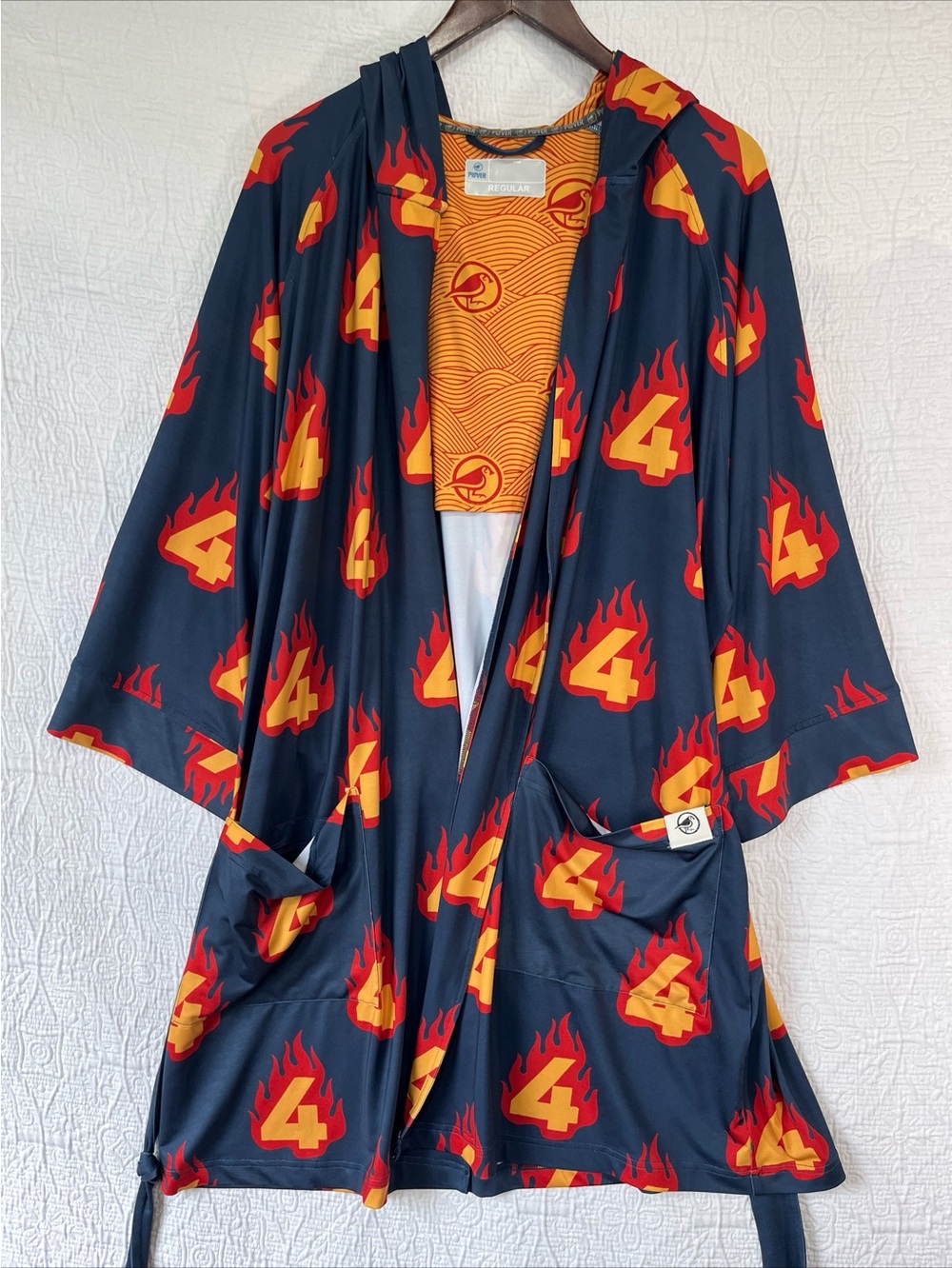 Plover Robe Surf Changing Beach Robe Hooded One Size Men Stretchy Swim Flaming 4